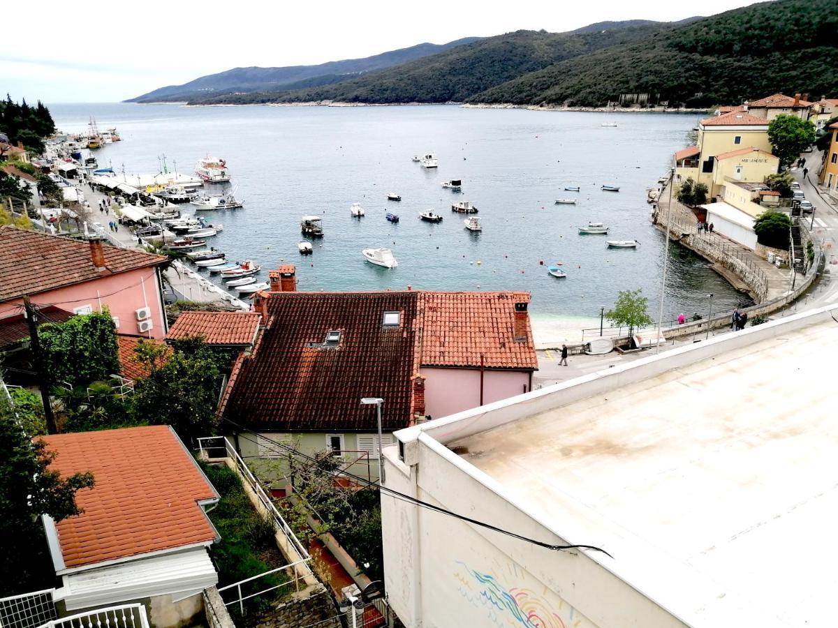 Apartment Layla - Intermezzo With Sea View In Center Of Rabac Exterior photo